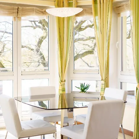 Apartment Seaside With Parking & Ac - 150 M To The By Renters